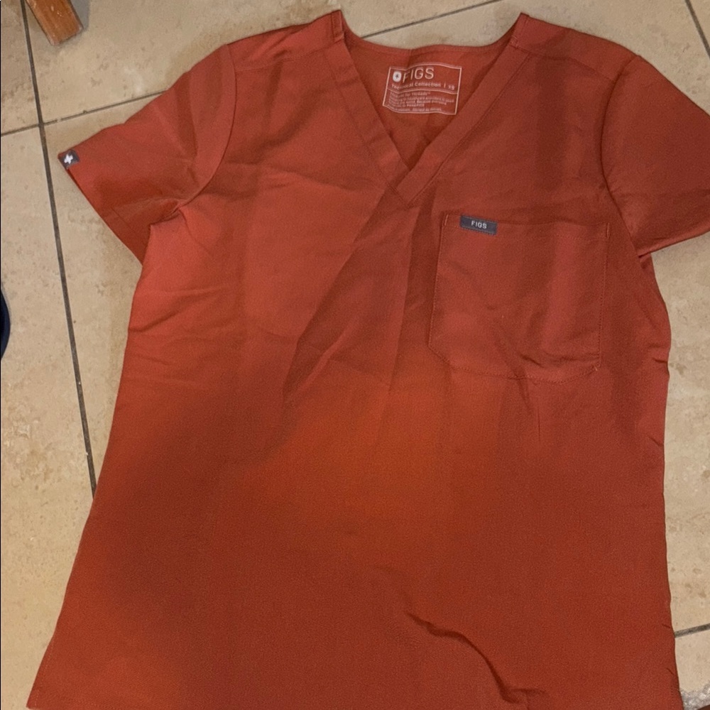 Figs Terracota Set Top & Jogger Bottom